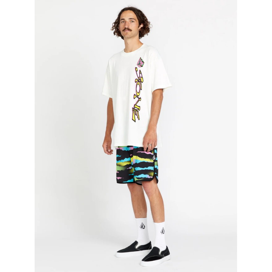 Men's Volcom Zebra Shield Scallop Mod 18 Men's Volcom Zebra Shield Scallop Mod 18
