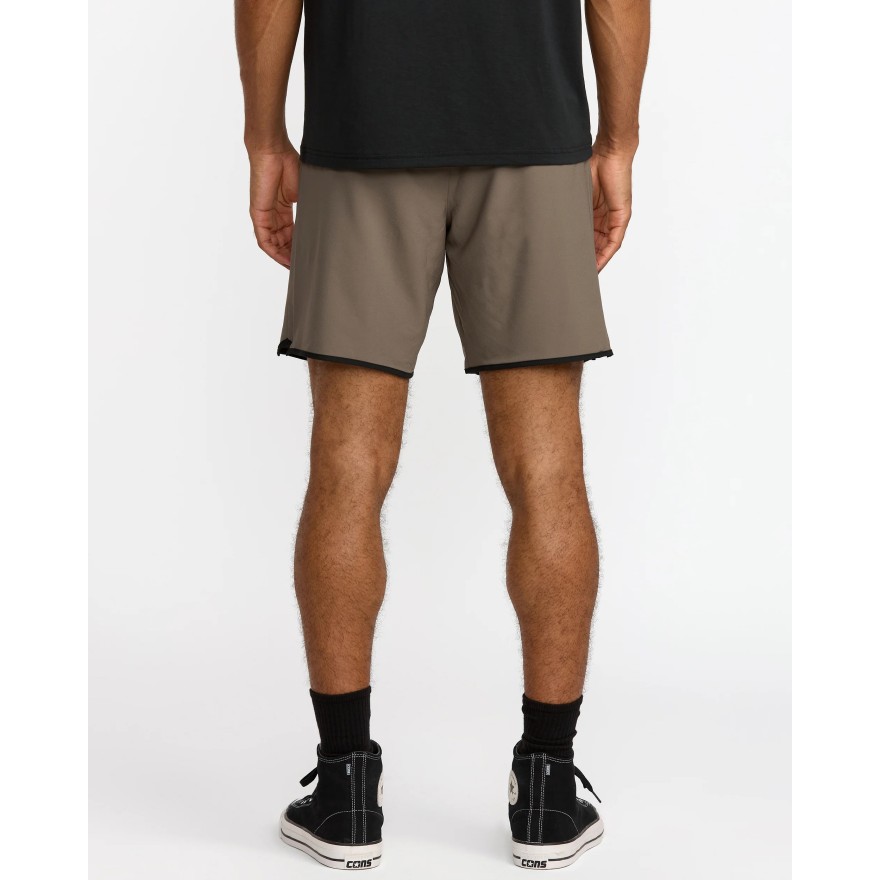 Men's Rvca Va X Ali Yogger Stretch... Men's Rvca Va X Ali Yogger Stretch...