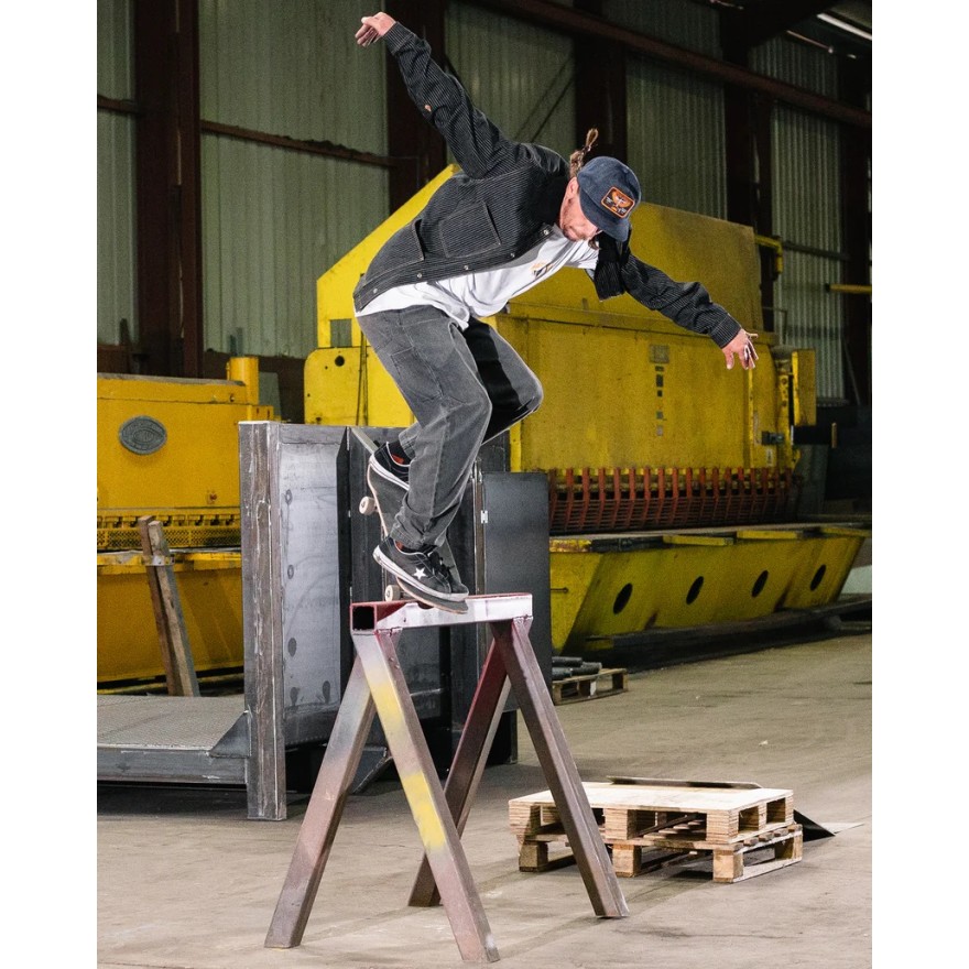 Men's Volcom Kraftsman Ii DenimNEW19