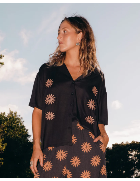Women's Volcom Emb Midnite Ramble Top Shirt Ss