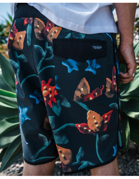 Men's Volcom Scallop Mod 19