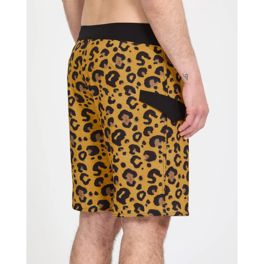 Men's Volcom Cheetah Mod 20