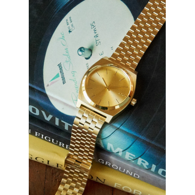 Nixon Time Teller Watch